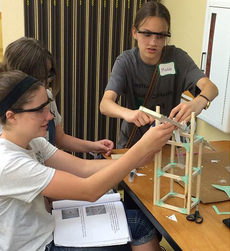 Students work on their NFPA Fluid Power Challenge project at Perdue University
