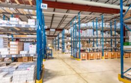 Hydraulics in Distribution Center Material Handling