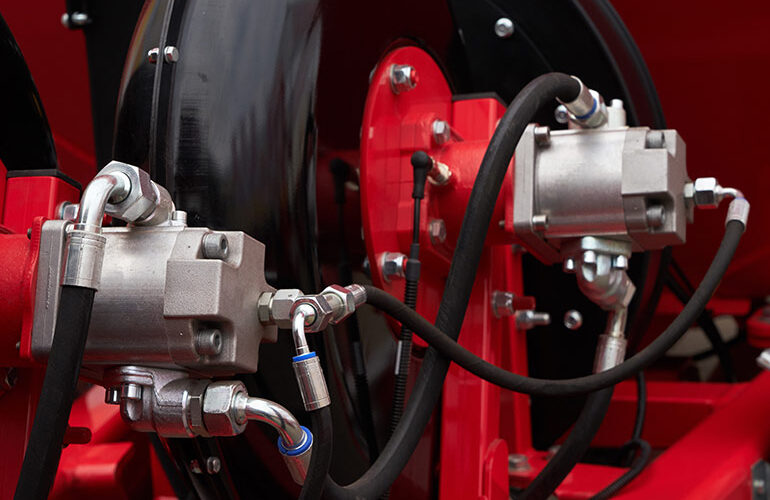 Hydraulic motors failure AdobeStock_465825467