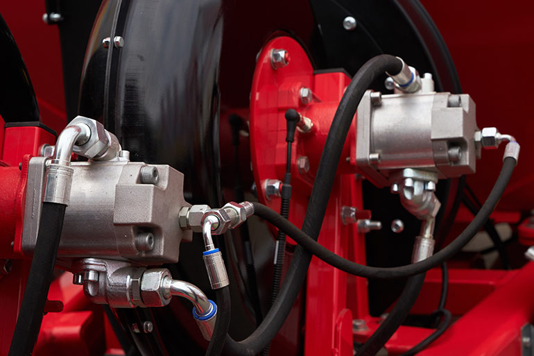 Hydraulic-motors-failure-AdobeStock_465825467