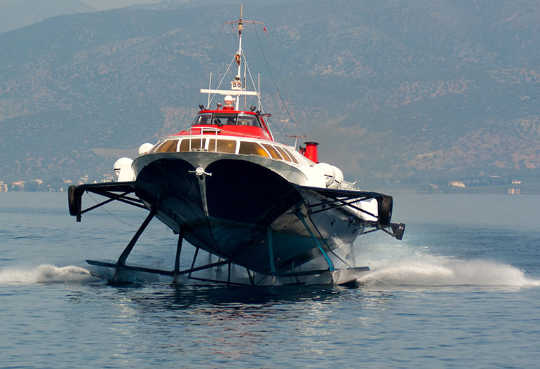 Bow foils on hydrofoil yachts control the stability (pitching) by lifting and lowering the vessel through precise longitudinal regulations throughdigital proportional valves; the stern foils trim the ship motions (rolling)
and the vertical movement (heaving) and the rudder by the fins who are
operated by TEZ digital proportional valves